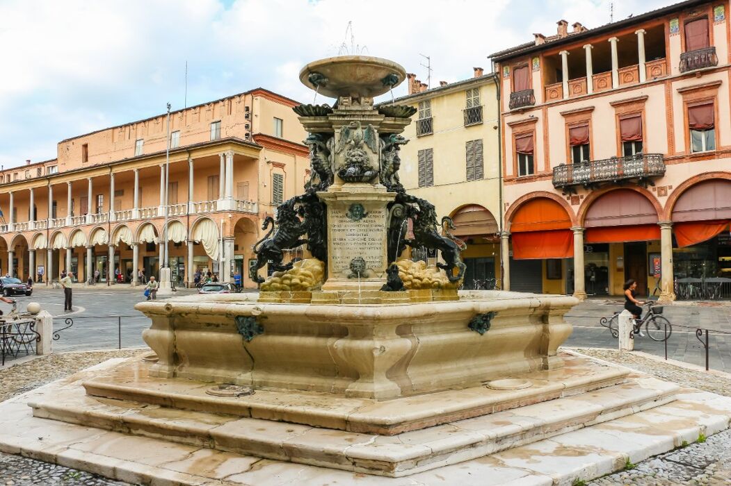 Tour guidato a Faenza: Palazzo Milzetti e le Perle del centro storico Tour guidato a Faenza: Palazzo Milzetti e le Perle del centro storico desktop picture