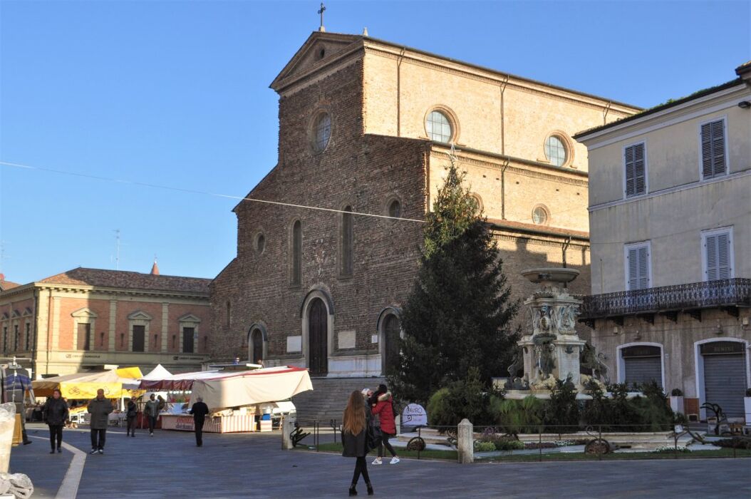 Tour guidato a Faenza: Palazzo Milzetti e le Perle del centro storico Tour guidato a Faenza: Palazzo Milzetti e le Perle del centro storico desktop picture
