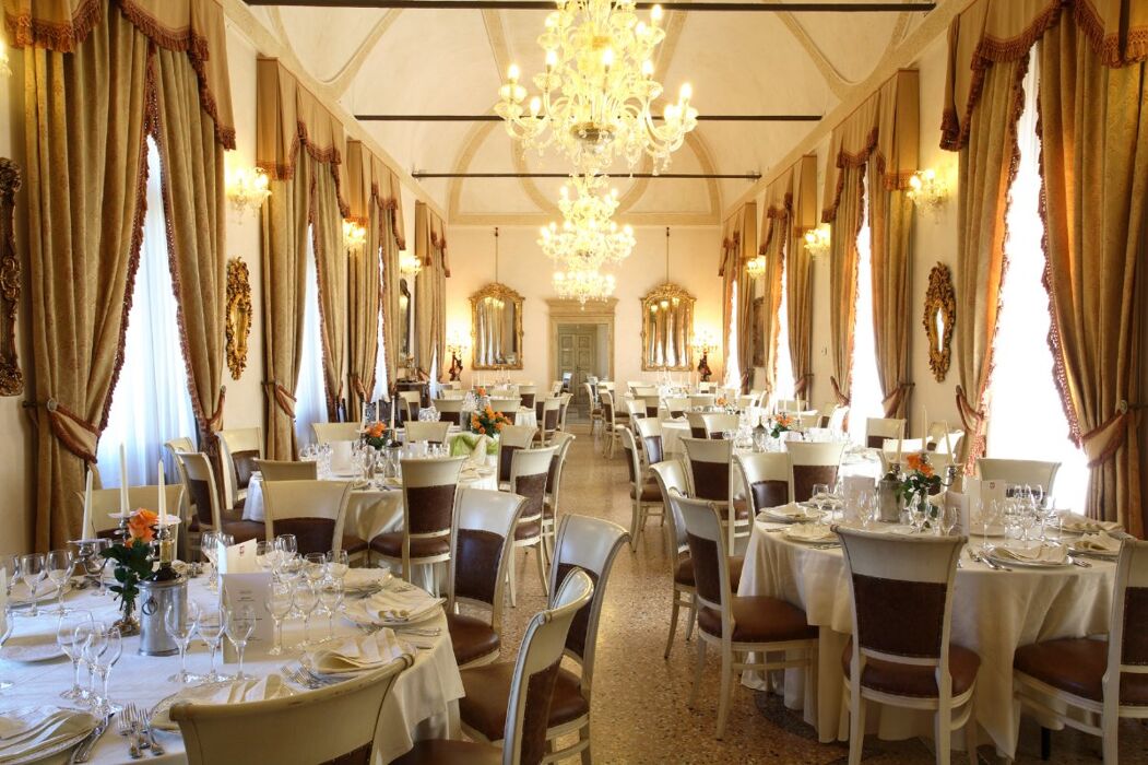 Festa di Carnevale: Cena e Dj Set al Castello Bevilacqua Festa di Carnevale: Cena e Dj Set al Castello Bevilacqua desktop picture