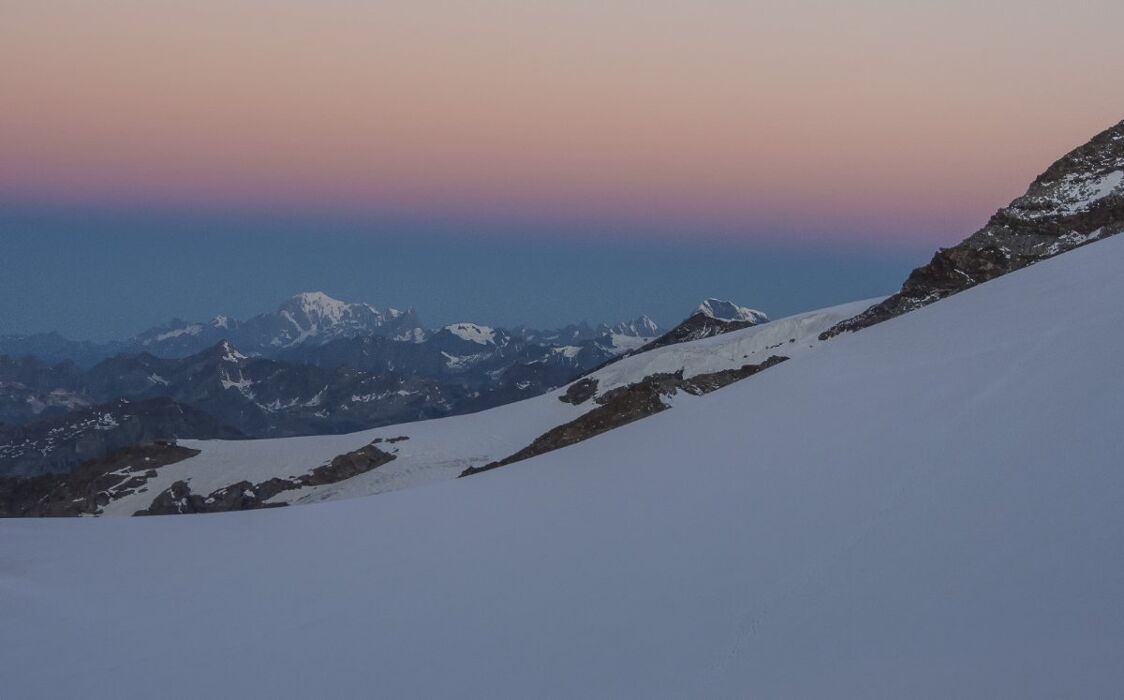 Ciaspolata al Colle del Lys Ciaspolata al Colle del Lys desktop picture