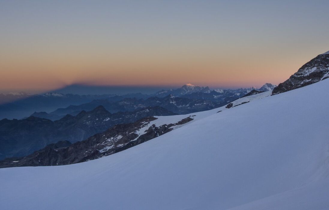 Ciaspolata al Colle del Lys Ciaspolata al Colle del Lys desktop picture