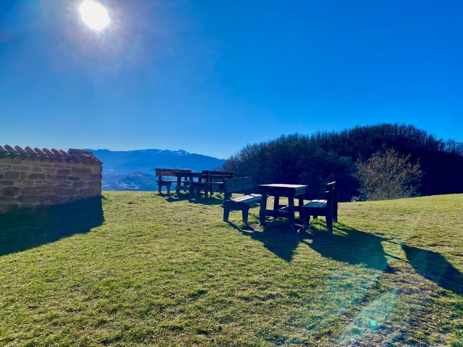Trekking panoramico a Carpineti tra storia e natura Trekking panoramico a Carpineti tra storia e natura desktop picture