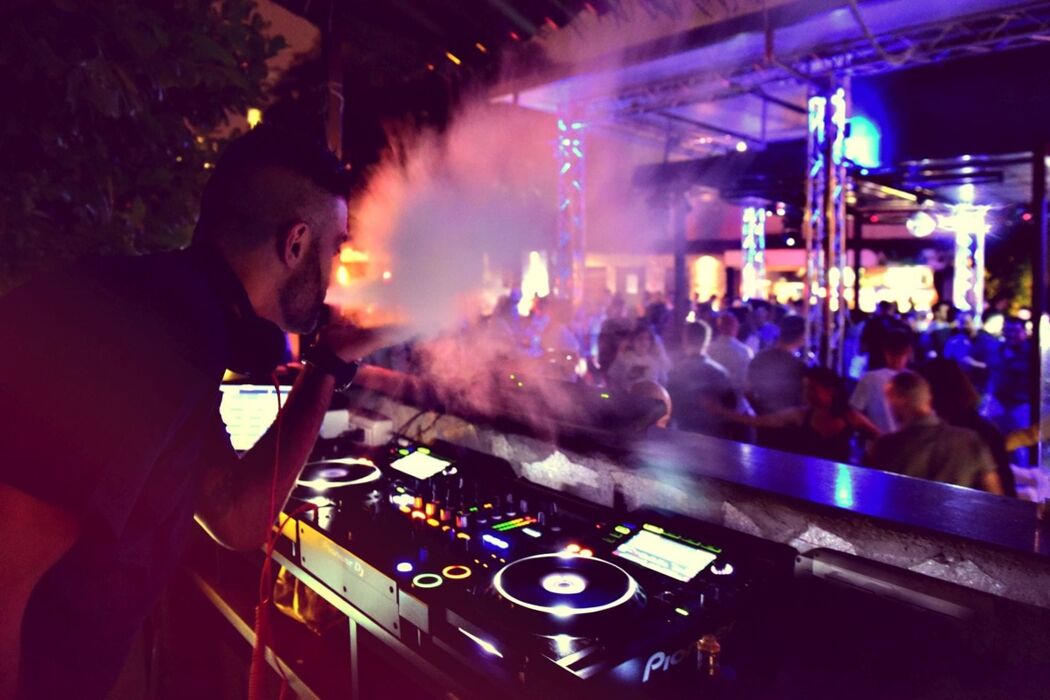 Serata Karaoke al Bobino di Milano Serata Karaoke al Bobino di Milano desktop picture