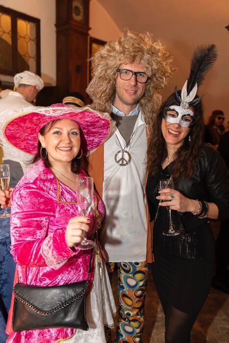 Serata di Carnevale in maschera a Villa Italia Serata di Carnevale in maschera a Villa Italia desktop picture