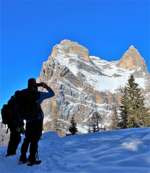 Ciaspolata in Val di Zoldo: nel cuore delle Dolomiti Ciaspolata in Val di Zoldo: nel cuore delle Dolomiti desktop picture