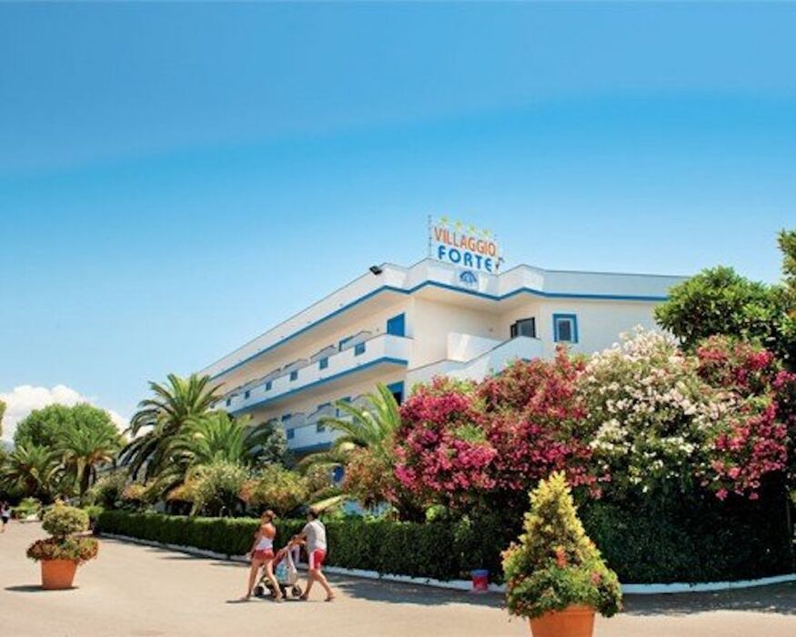 Vacanza Genitori Single in Calabria a Scalea con Pensione Completa Vacanza Genitori Single in Calabria a Scalea con Pensione Completa desktop picture