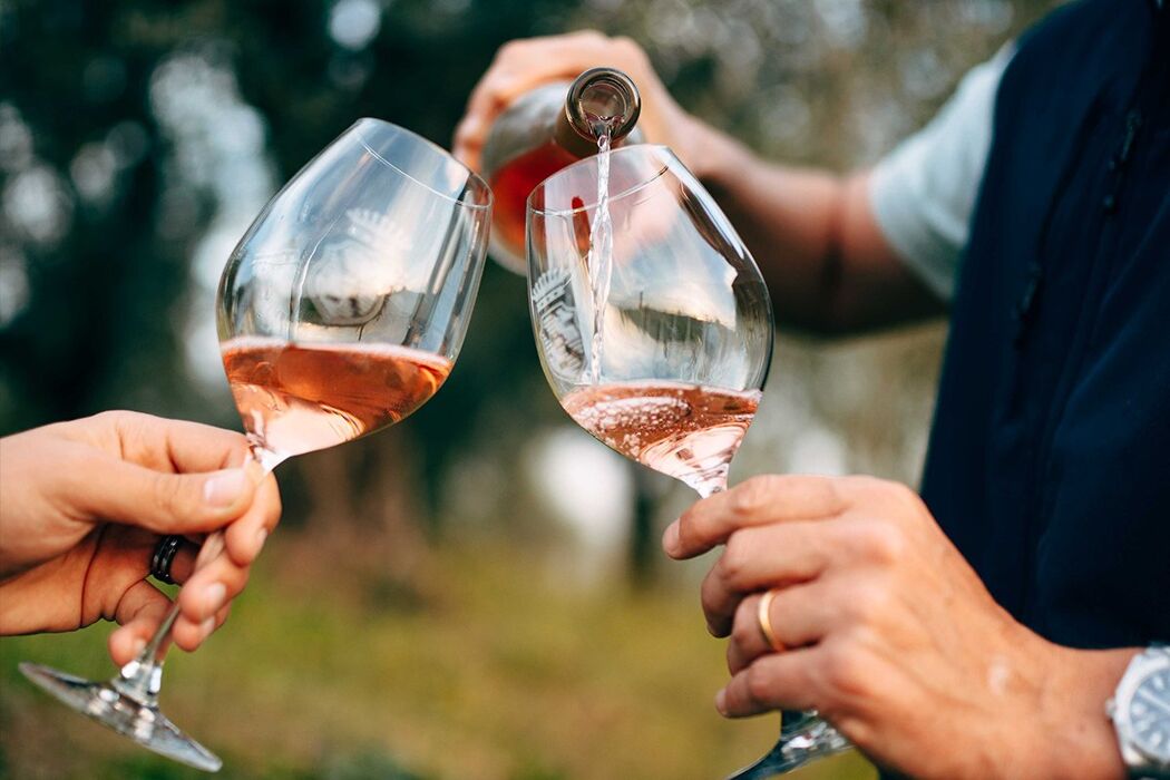 Meeters & Winelivery: degustazione Conti Thun e lezione di armocromia Meeters & Winelivery: degustazione Conti Thun e lezione di armocromia desktop picture