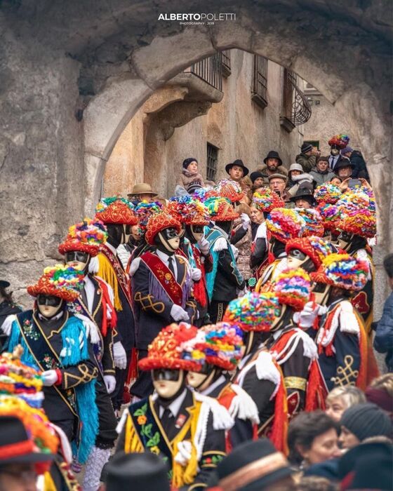 Escursione al Carnevale di Bagolino, uno dei più antichi della Lombardia Escursione al Carnevale di Bagolino, uno dei più antichi della Lombardia desktop picture