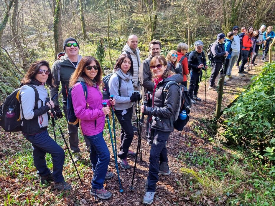 Trekking dalla Val Brunone al Santuario della Cornabusa Trekking dalla Val Brunone al Santuario della Cornabusa desktop picture