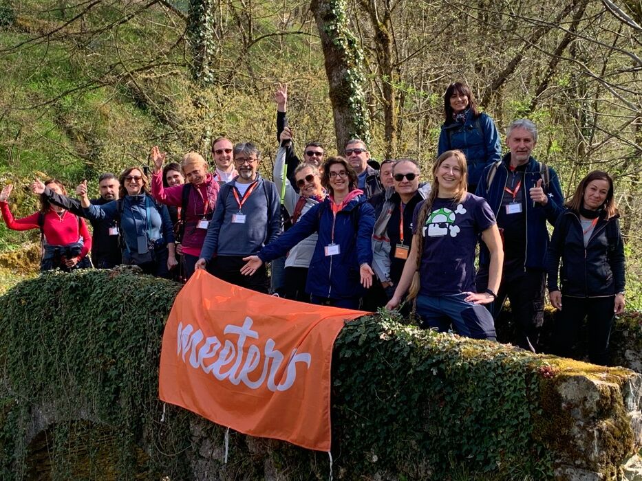 Trekking dalla Val Brunone al Santuario della Cornabusa Trekking dalla Val Brunone al Santuario della Cornabusa desktop picture