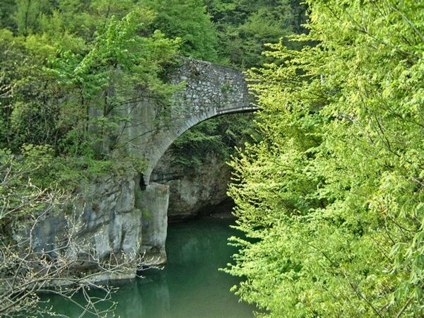 Event card Il sentiero dei ponti: tra i meravigliosi torrenti della valle Imagna cover image