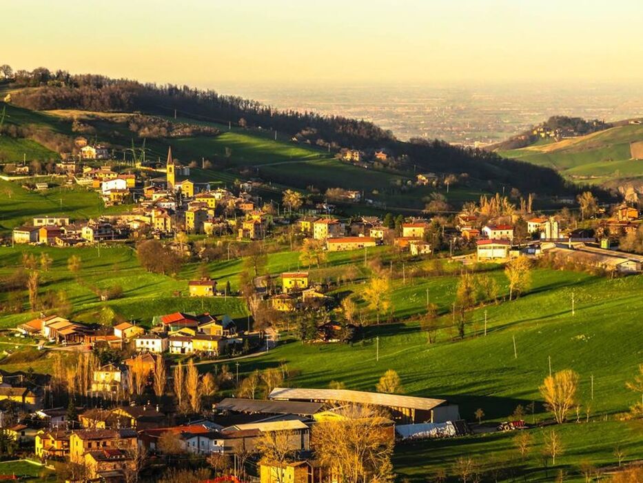Tramonto alle Cascate del Bucamante e apericena in birrificio Tramonto alle Cascate del Bucamante e apericena in birrificio desktop picture