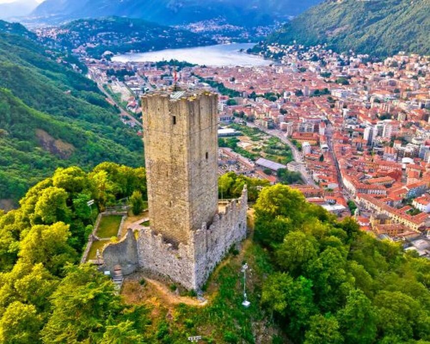 Escursione a Castel Baradello e Parco Spina Verde a Como Escursione a Castel Baradello e Parco Spina Verde a Como desktop picture