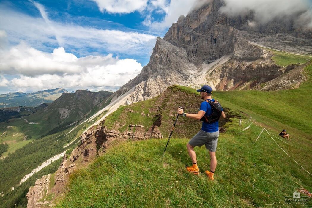 Itinerario a San Martino di Castrozza: crode rosse e Cimon della Pala Itinerario a San Martino di Castrozza: crode rosse e Cimon della Pala desktop picture