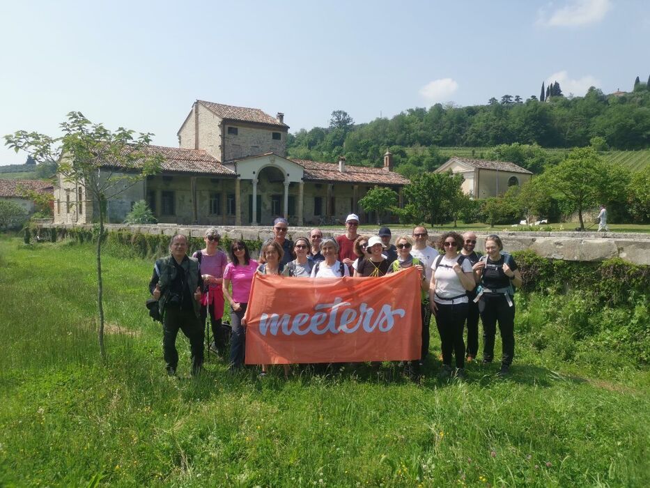 Trekking tra i Covoli e Degustazione in cantina nei Colli Berici Trekking tra i Covoli e Degustazione in cantina nei Colli Berici desktop picture