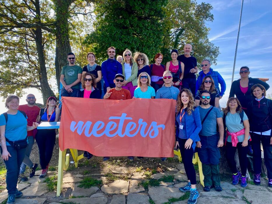 Escursione panoramica a Baiso: tra big bench e borghi fantasma Escursione panoramica a Baiso: tra big bench e borghi fantasma desktop picture