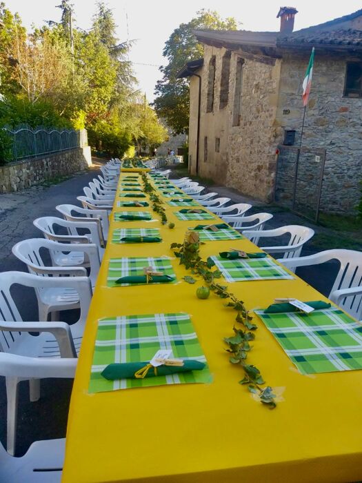 La notte della Paella: trekking panoramico sulle colline parmensi La notte della Paella: trekking panoramico sulle colline parmensi desktop picture