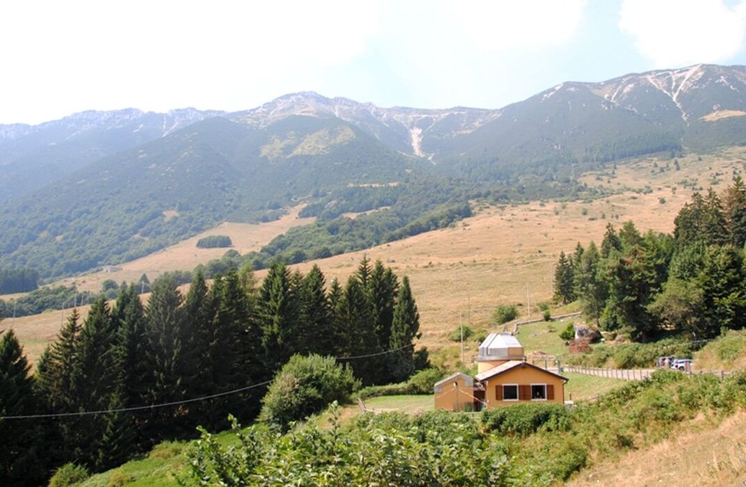 Trekking dall’Osservatorio Astronomico al Monte delle Erbe Trekking dall’Osservatorio Astronomico al Monte delle Erbe desktop picture