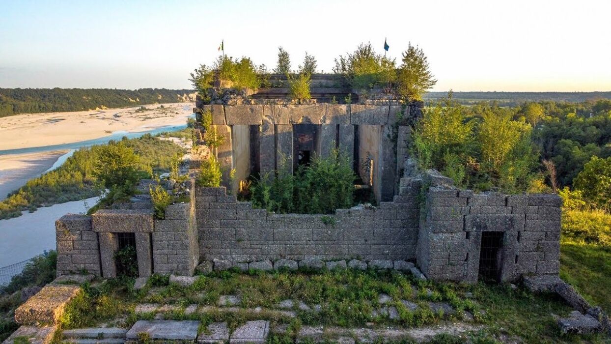 Passeggiata a Pinzano al Tagliamento con pranzo al ristorante Passeggiata a Pinzano al Tagliamento con pranzo al ristorante desktop picture