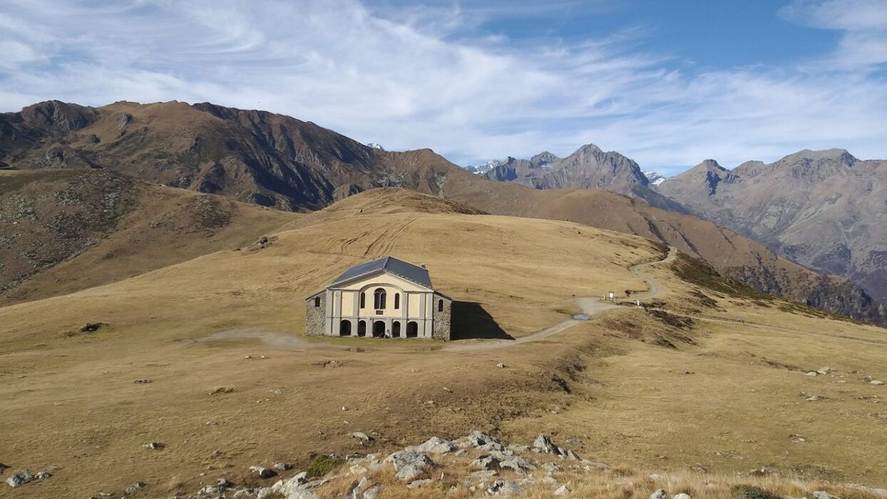 Escursione al Santuario della Madonna degli Angeli del Collombardo Escursione al Santuario della Madonna degli Angeli del Collombardo desktop picture