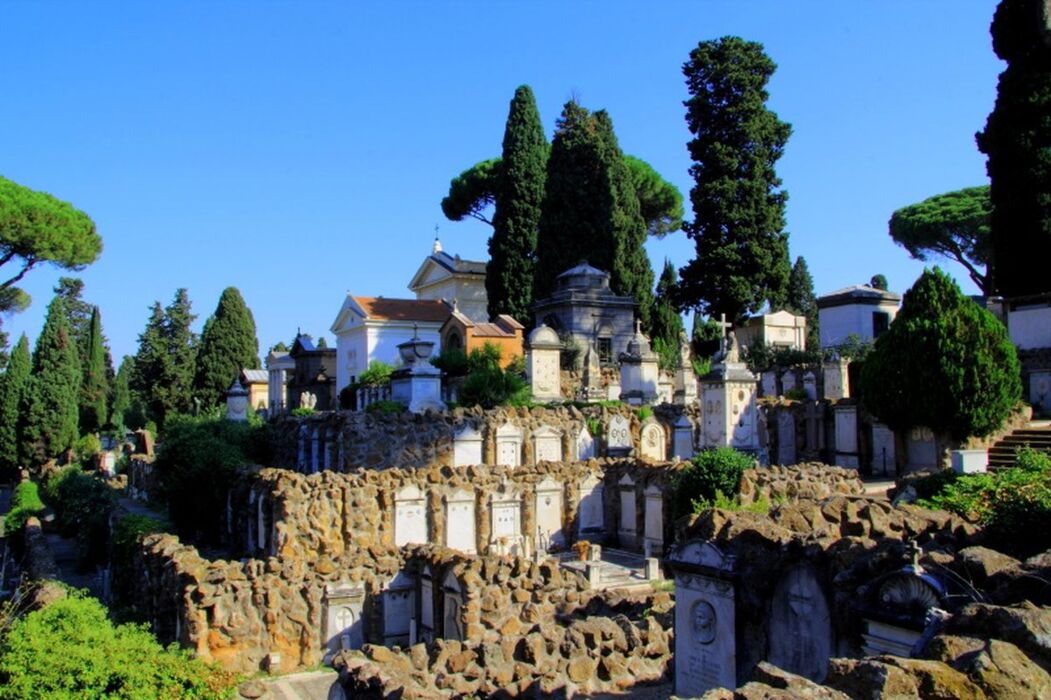 Misteri sepolti: Tour crime nel Cimitero Monumentale del Verano Misteri sepolti: Tour crime nel Cimitero Monumentale del Verano desktop picture