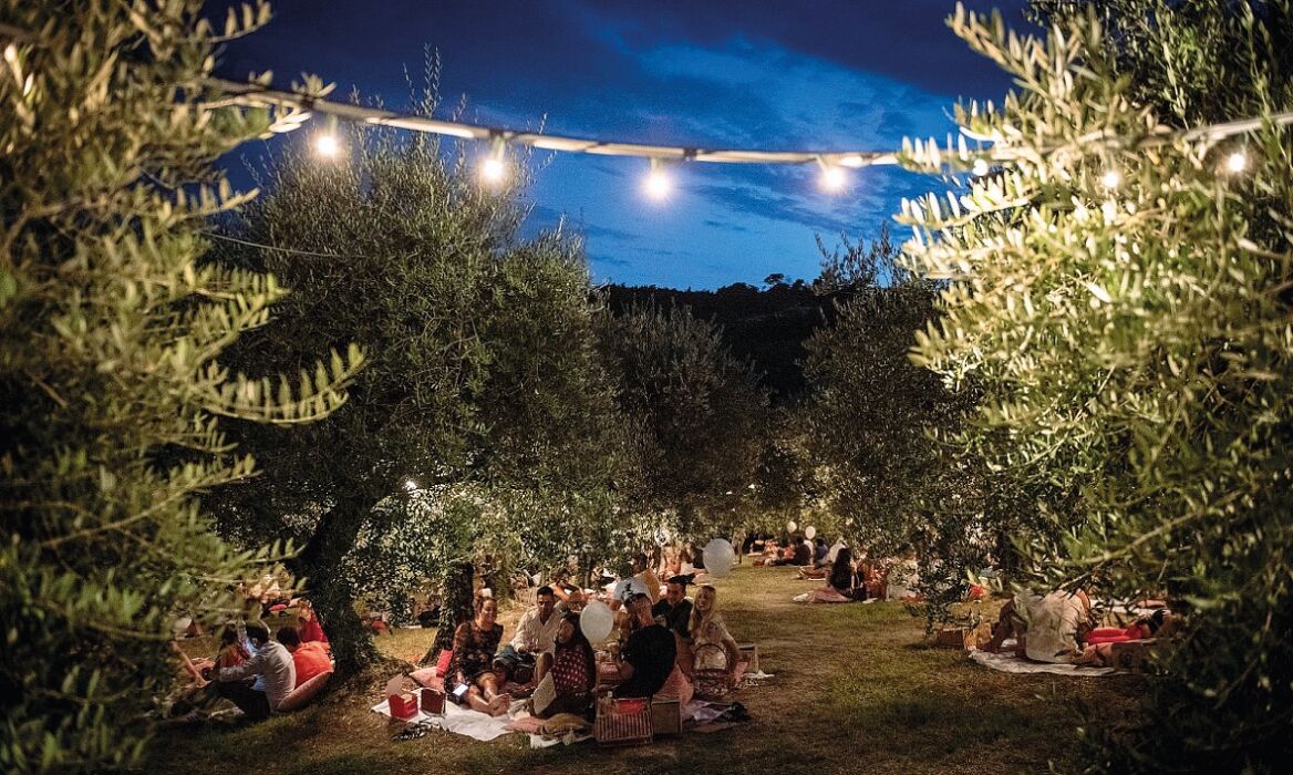 Aperitivo al tramonto sui Colli Bolognesi Aperitivo al tramonto sui Colli Bolognesi desktop picture