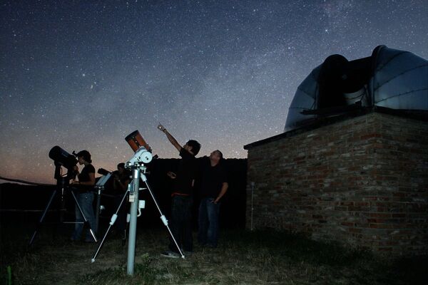 Event card Trekking serale con visita all'Osservatorio astronomico Felsina cover image