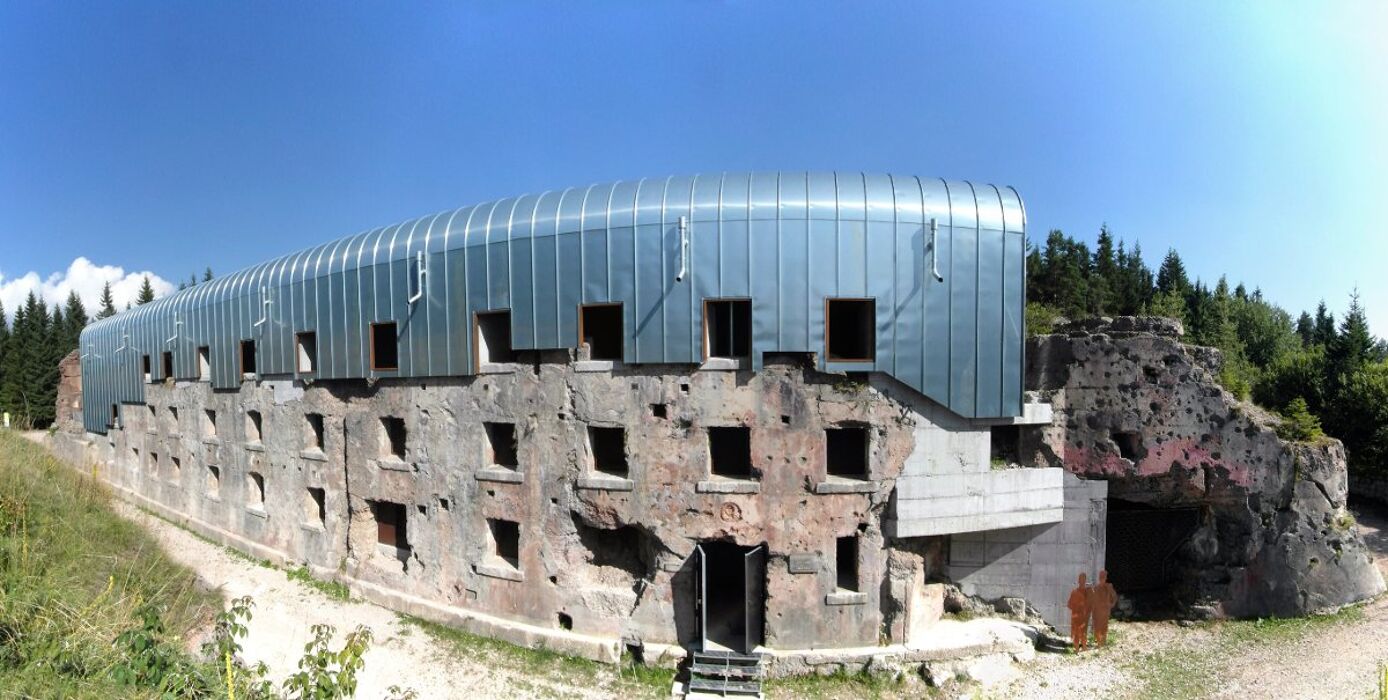 L'Alpe Cimbra: anello del Forte Luserna con pranzo in Malga L'Alpe Cimbra: anello del Forte Luserna con pranzo in Malga desktop picture