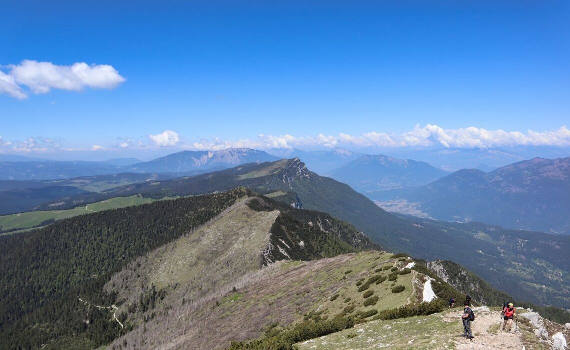 Escursione da Rifugio Larici a Cima Portule Escursione da Rifugio Larici a Cima Portule desktop picture
