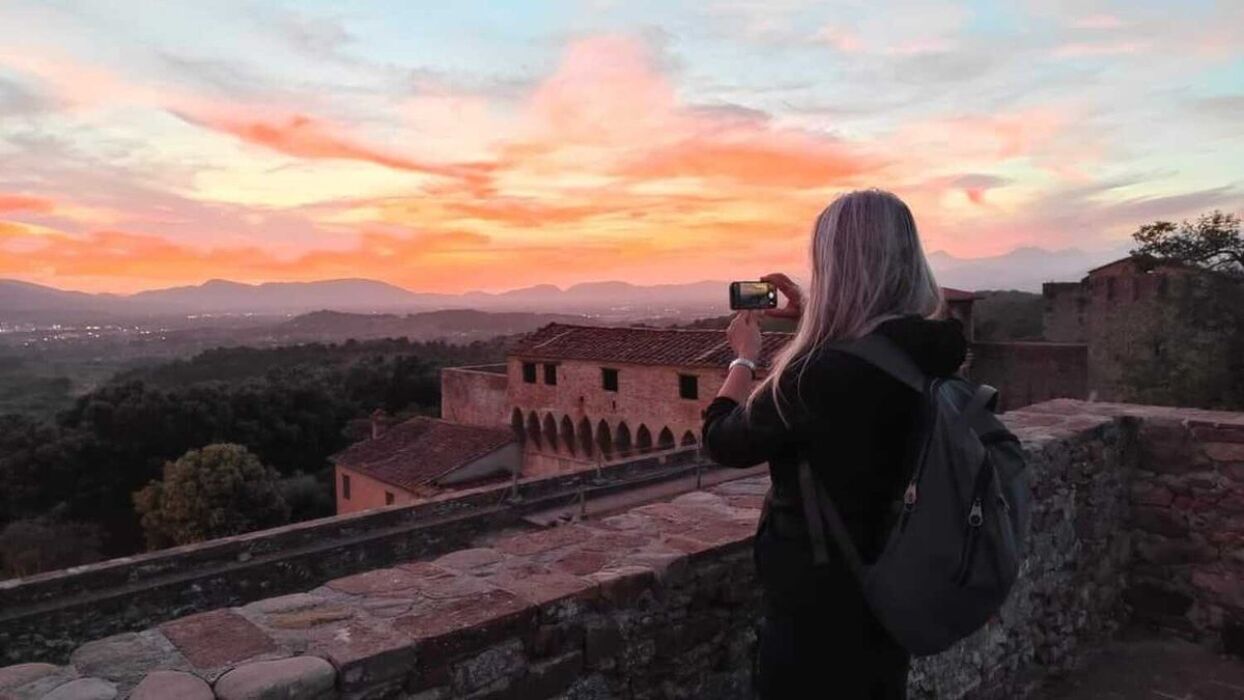 La Quercia delle Streghe e i Sapori d'Autunno a Montecarlo di Lucca La Quercia delle Streghe e i Sapori d'Autunno a Montecarlo di Lucca desktop picture