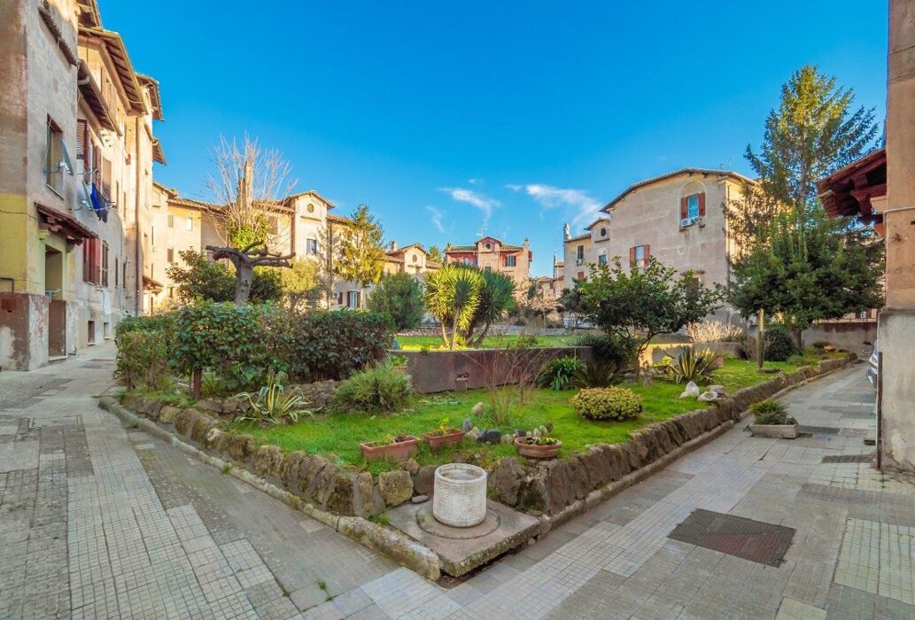 Tour della Garbatella fra storia, architettura e cinema Tour della Garbatella fra storia, architettura e cinema desktop picture