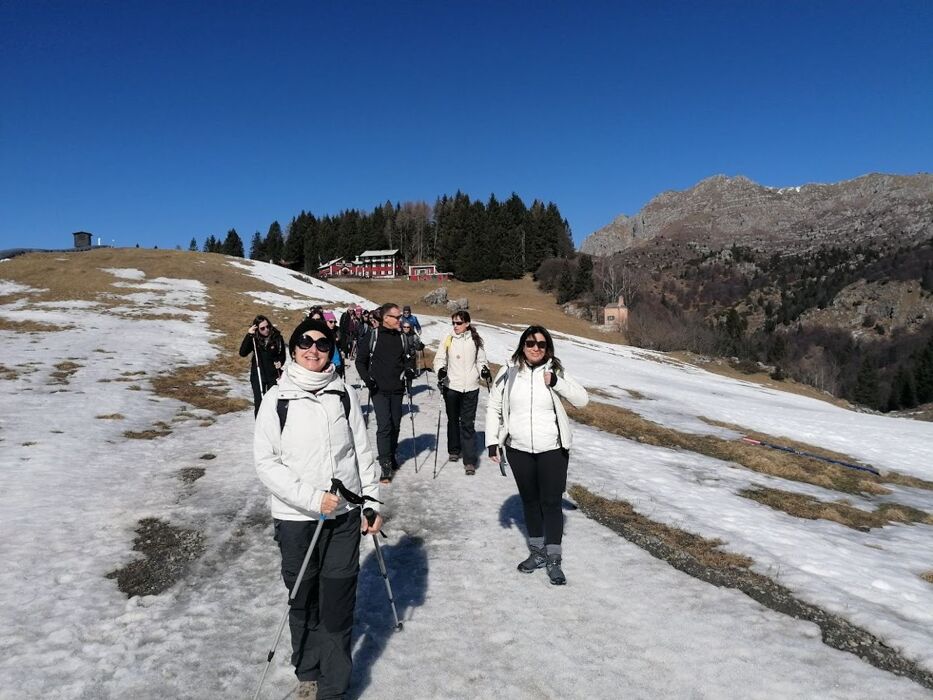 Ciaspolata a Zoppè di Cadore: un'esperienza unica tra monti e foreste Ciaspolata a Zoppè di Cadore: un'esperienza unica tra monti e foreste desktop picture