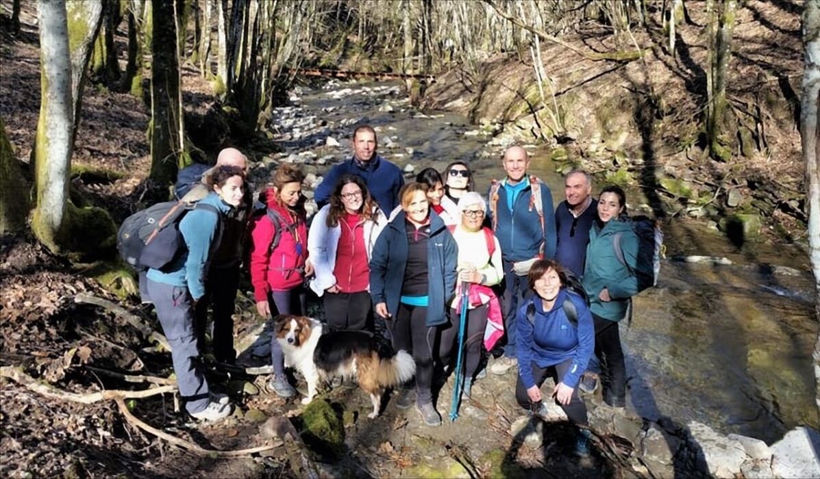 Trekking tra antiche abitazioni in pietra nel Parco Nazionale delle Foreste Casentinesi Trekking tra antiche abitazioni in pietra nel Parco Nazionale delle Foreste Casentinesi desktop picture