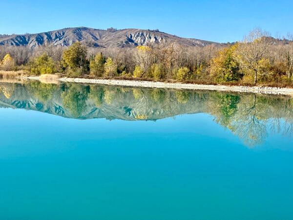 Event card Trekking in Valle dell'Enza: laghetti, valli e antichi canali all’ombra dei castelli cover image