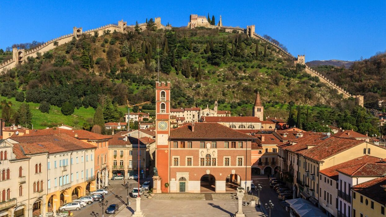 Trekking tra le colline sopra Marostica e l'Eremo di Sant'Agata Trekking tra le colline sopra Marostica e l'Eremo di Sant'Agata desktop picture