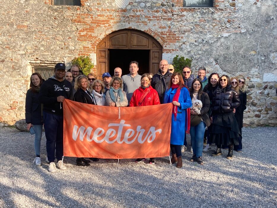 Tour romantico a Sirmione: la magia del Lago di Garda Tour romantico a Sirmione: la magia del Lago di Garda desktop picture
