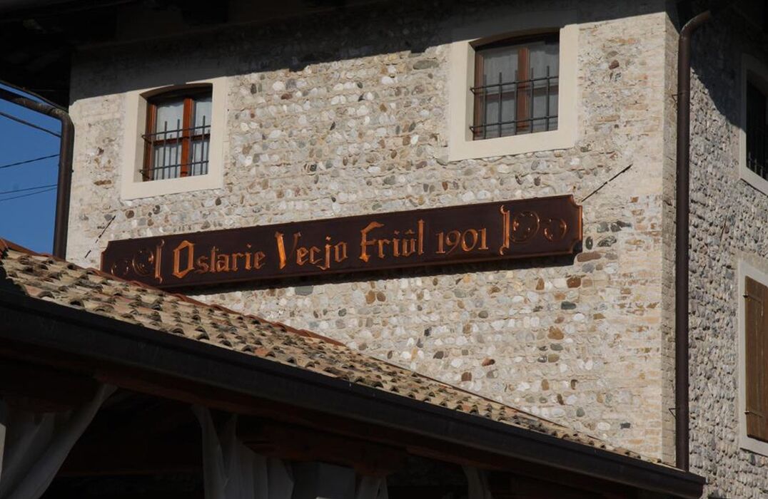 Andreis: trekking e pranzo tipico nelle Dolomiti Friulane Andreis: trekking e pranzo tipico nelle Dolomiti Friulane desktop picture