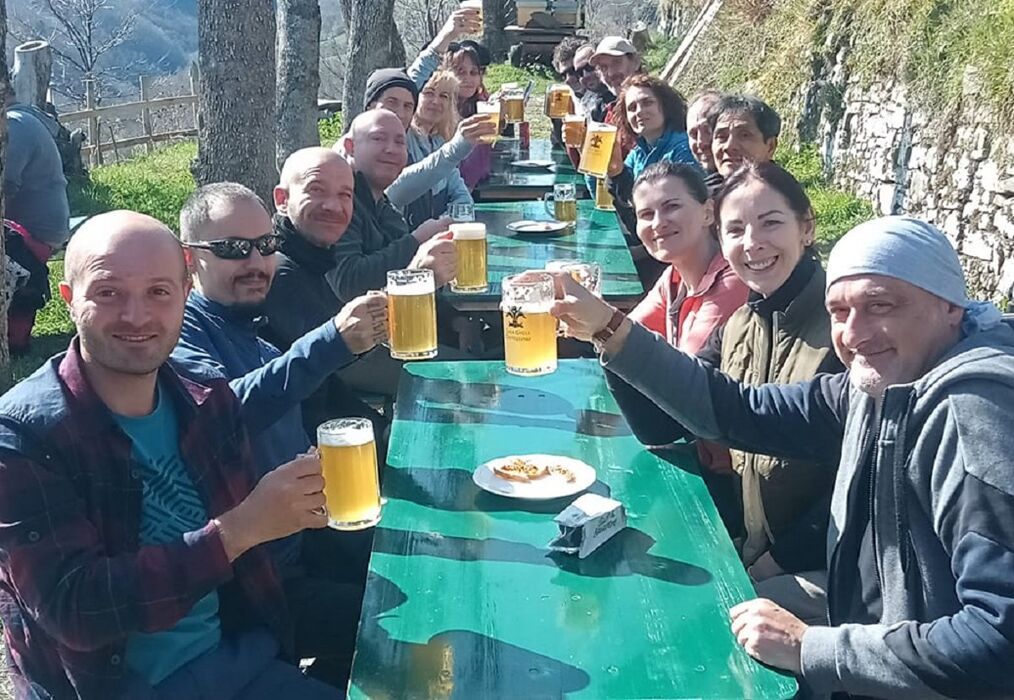 Escursione alle cascate della Pollina e al Birrificio del Cimone Escursione alle cascate della Pollina e al Birrificio del Cimone desktop picture