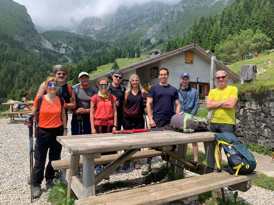 Trekking ad anello al cospetto della Regina delle Orobie Trekking ad anello al cospetto della Regina delle Orobie desktop picture