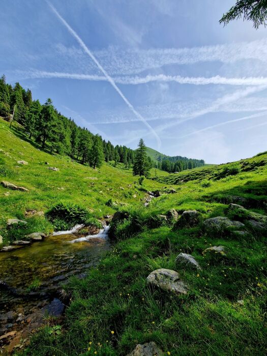 Escursione a Cima Socede e ai Laghetti Lasteati Escursione a Cima Socede e ai Laghetti Lasteati desktop picture