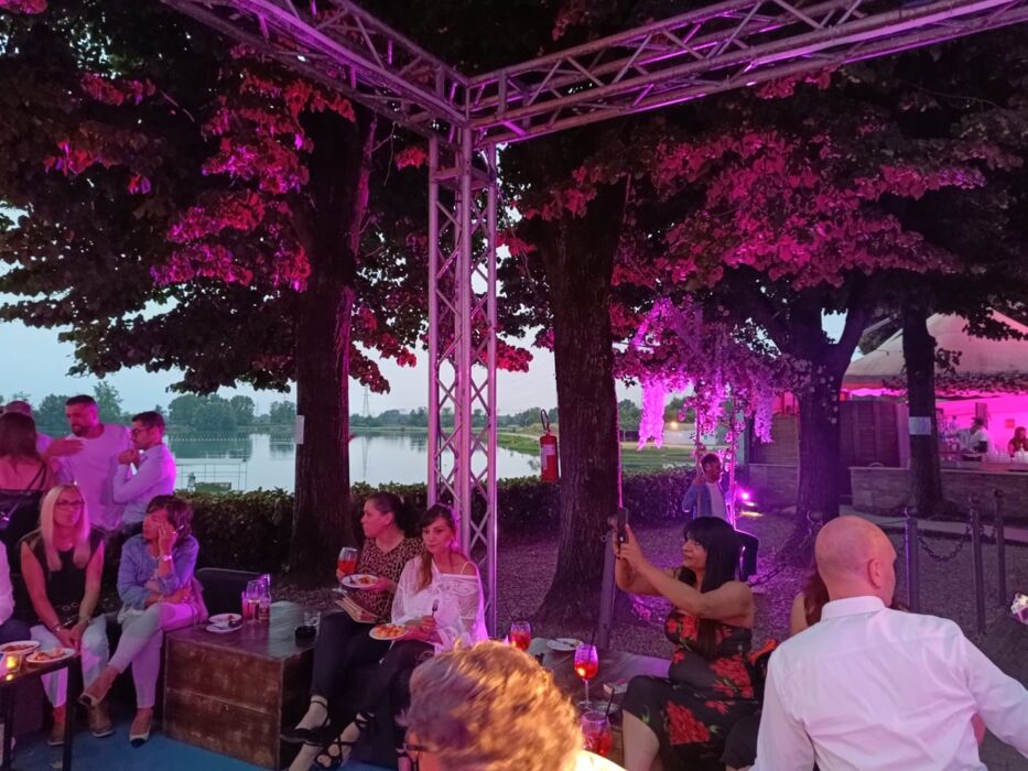 Aperitivo vista lago con Dj-Set al Sunset Play Aperitivo vista lago con Dj-Set al Sunset Play desktop picture