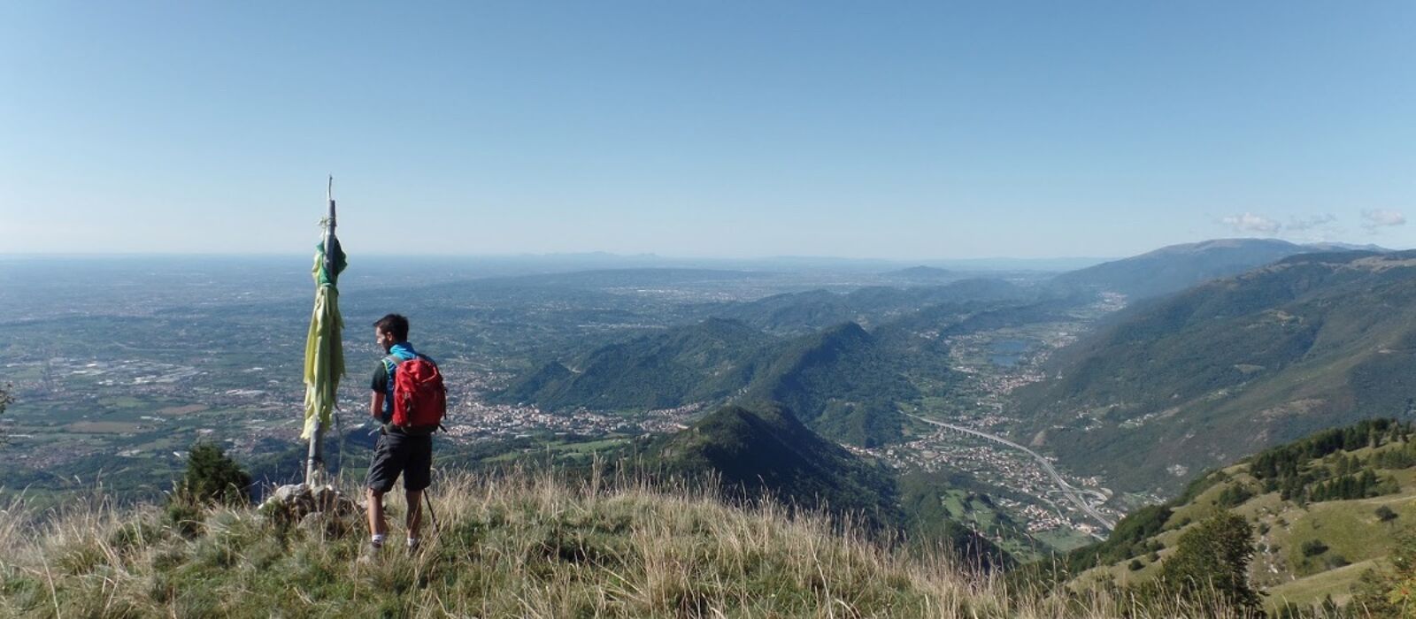 Trekking tra gli imperdibili panorami del Monte Pizzoc in Cansiglio Trekking tra gli imperdibili panorami del Monte Pizzoc in Cansiglio desktop picture
