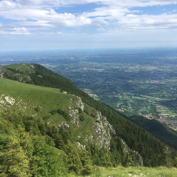Trekking tra gli imperdibili panorami del Monte Pizzoc in Cansiglio Trekking tra gli imperdibili panorami del Monte Pizzoc in Cansiglio desktop picture