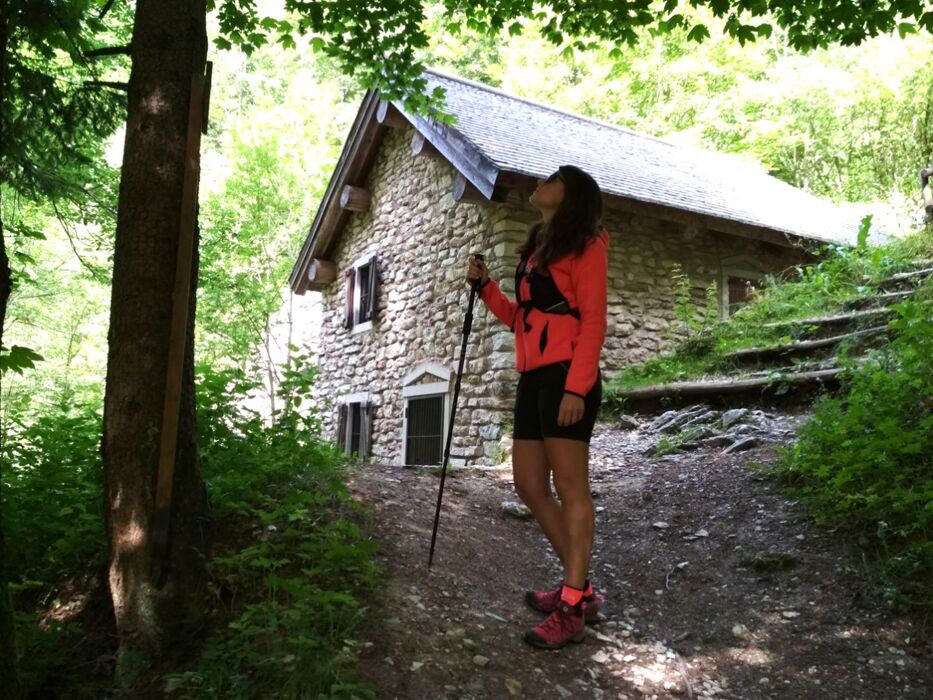 La suggestiva Valle dei Mulini e il Canyon del Buso con tappa in malga La suggestiva Valle dei Mulini e il Canyon del Buso con tappa in malga desktop picture