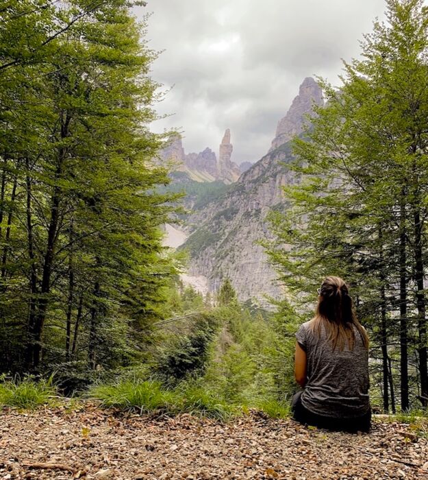 Trekking al belvedere del Campanile di Val Montanaia e pranzo in rifugio Trekking al belvedere del Campanile di Val Montanaia e pranzo in rifugio desktop picture