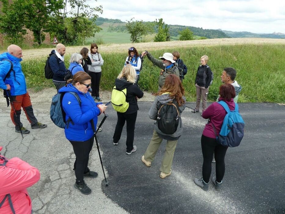 Escursione tra Murisengo e Villadeati: il Cammino di San Michele Escursione tra Murisengo e Villadeati: il Cammino di San Michele desktop picture