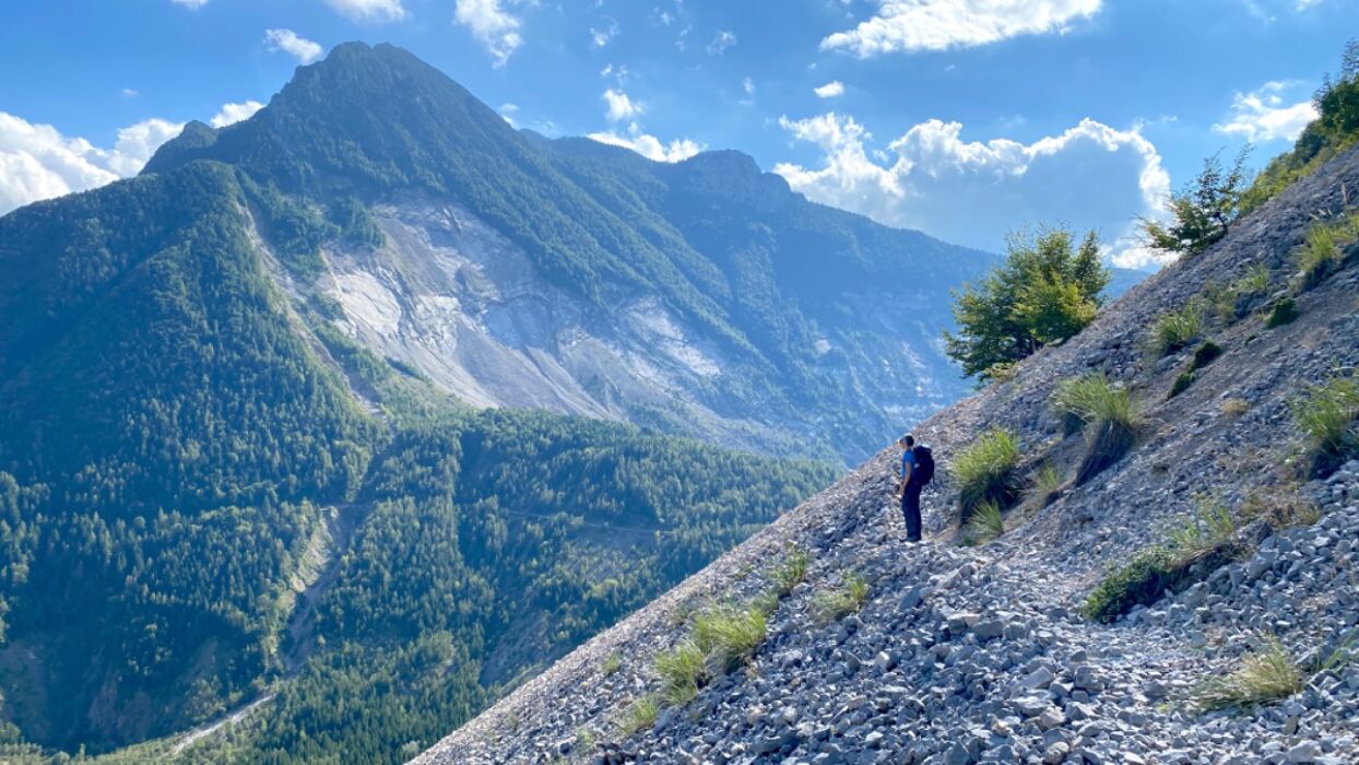 Trekking nella valle del Vajont e pranzo in Osteria a Erto Trekking nella valle del Vajont e pranzo in Osteria a Erto desktop picture