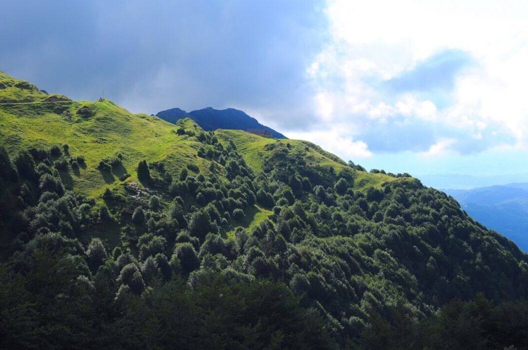 Escursione catena delle Tre Croci nelle Piccole Dolomiti Escursione catena delle Tre Croci nelle Piccole Dolomiti desktop picture
