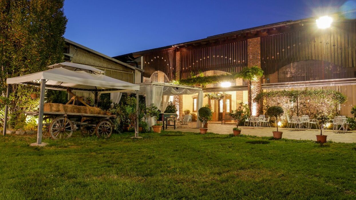 Capodanno 2025 a Vicenza: Cenone e dj set esclusivo Meeters Capodanno 2025 a Vicenza: Cenone e dj set esclusivo Meeters desktop picture