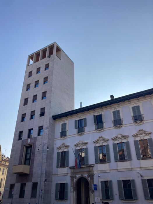 La Milano del Novecento: dal Futurismo al Ventennio fascista La Milano del Novecento: dal Futurismo al Ventennio fascista desktop picture